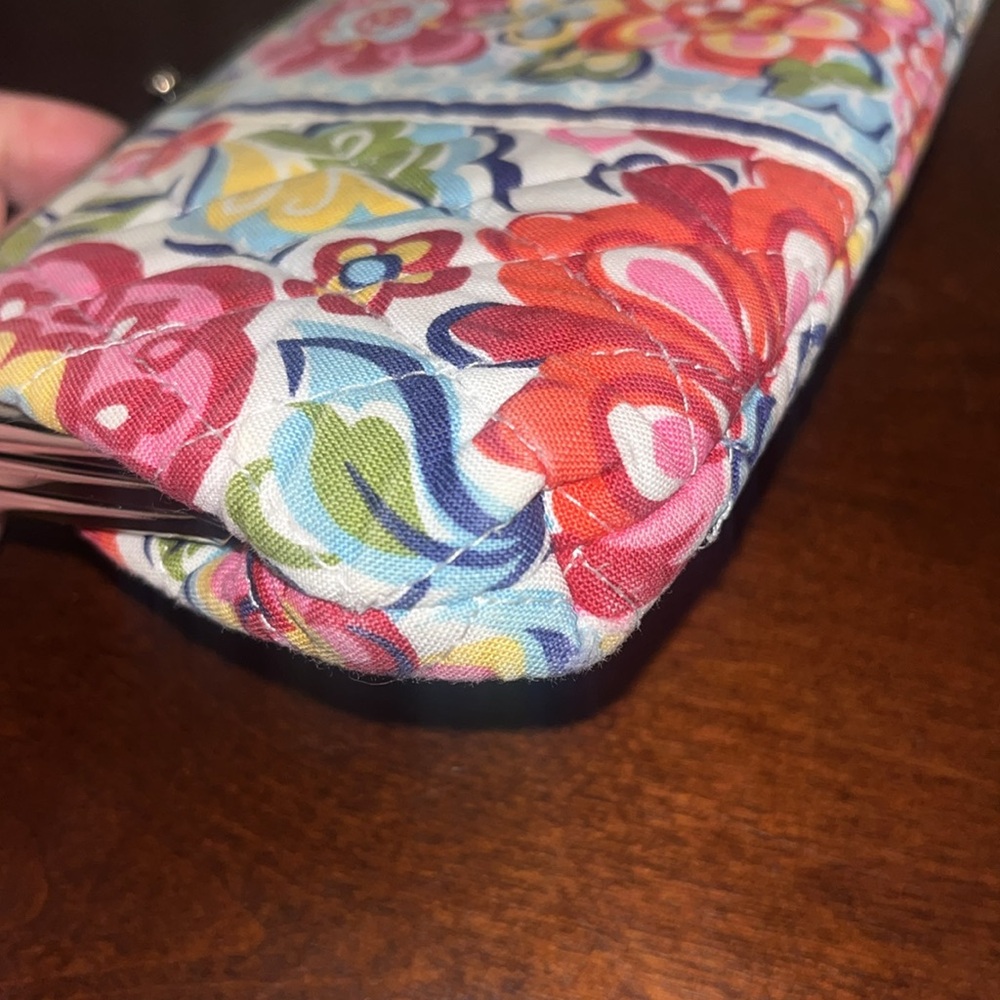 Vera Bradley HOPE GARDEN Double Kiss Lock Quilted Red Pink Floral Wallet Clutch - Picture 9 of 10